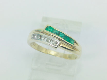 14k Yellow Gold Princess Cut 40pt Emerald May Birthstone & 10pt Round Cut Diamond Row Set Ring