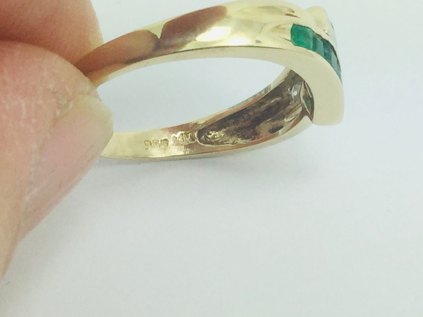 14k Yellow Gold Princess Cut 40pt Emerald May Birthstone & 10pt Round Cut Diamond Row Set Ring