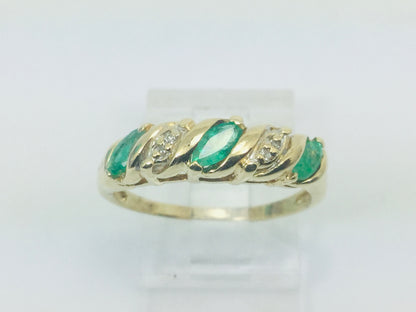 14k Yellow Gold Marquise Cut 60pt Emerald May Birthstone & Diamond Ring