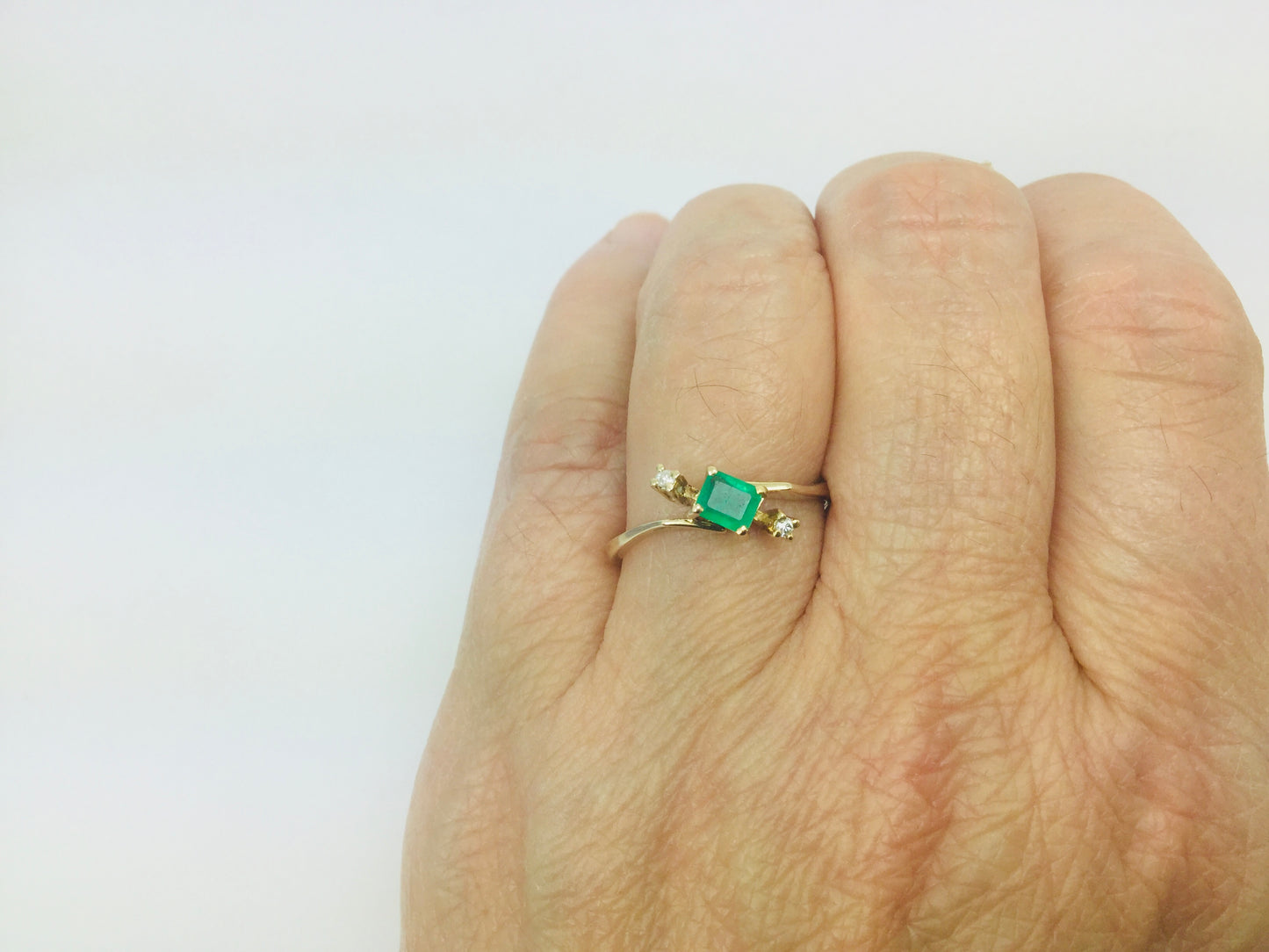 18k Yellow Gold Emerald Cut 27pt Emerald May Birthstone & Diamond Ring