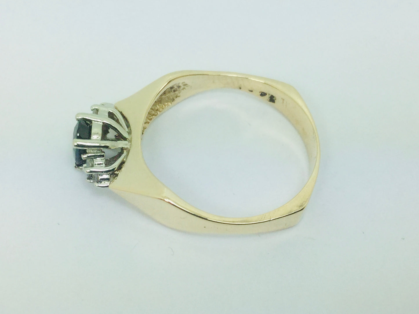 14k Yellow Gold Oval Cut 50pt Sapphire September Birthstone & 6pt Diamond Geometric Ring