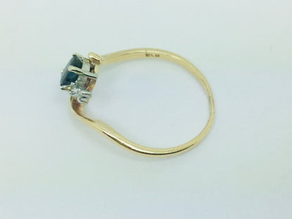 14k Yellow Gold Oval Cut 33pt Sapphire September Birthstone & 2pt Diamond Wave Ring