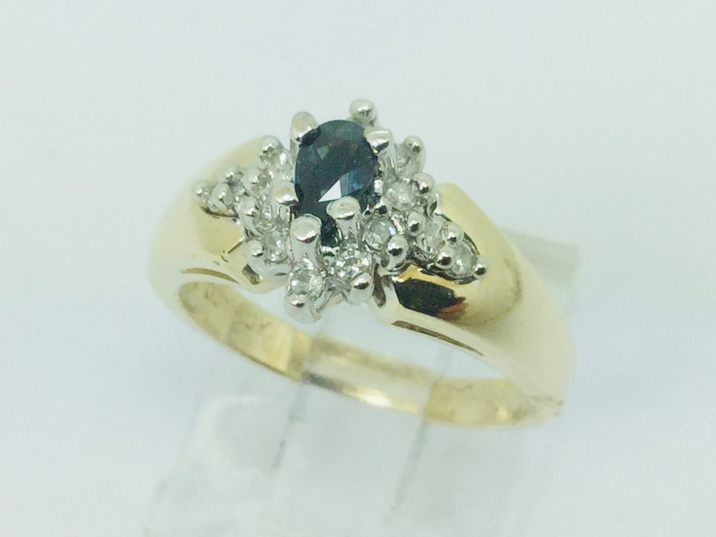 10k Yellow Gold Oval Cut 30pt Sapphire September Birthstone & 14pt Diamond Halo Cluster Ring