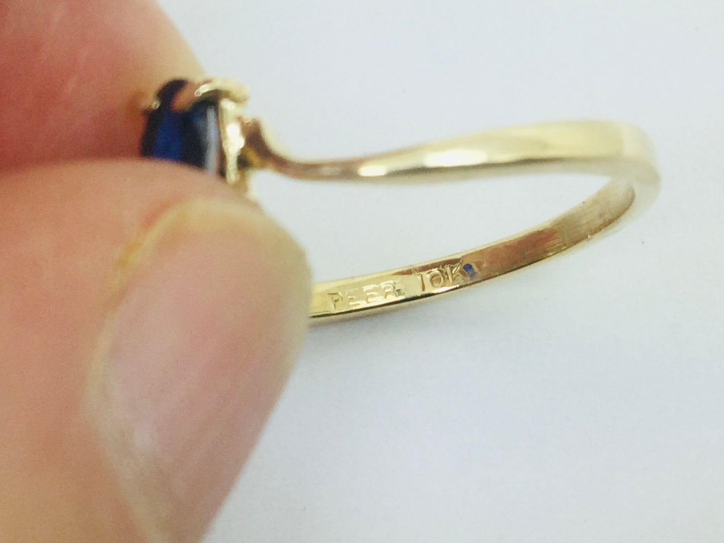 10k Yellow Gold Oval Cut 25pt Sapphire September Birthstone & 2pt Diamond Wave Ring
