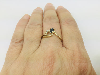 10k Yellow Gold Oval Cut 25pt Sapphire September Birthstone & 2pt Diamond Wave Ring