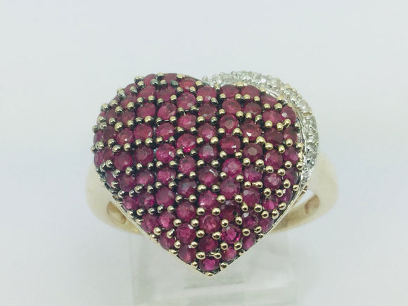 10k Yellow Gold Round Cut 1.6ct Ruby July Birthstone & 5pt Diamond Heart Cluster Ring