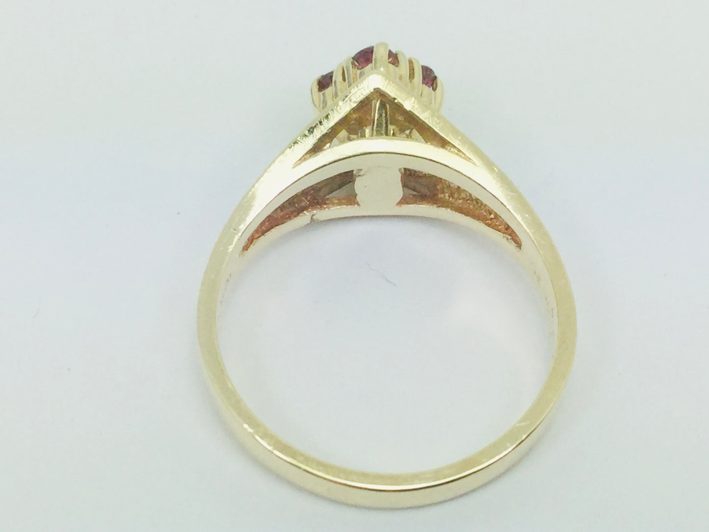 10k Yellow Gold Round Cut 16pt Ruby July Birthstone Cluster Ring
