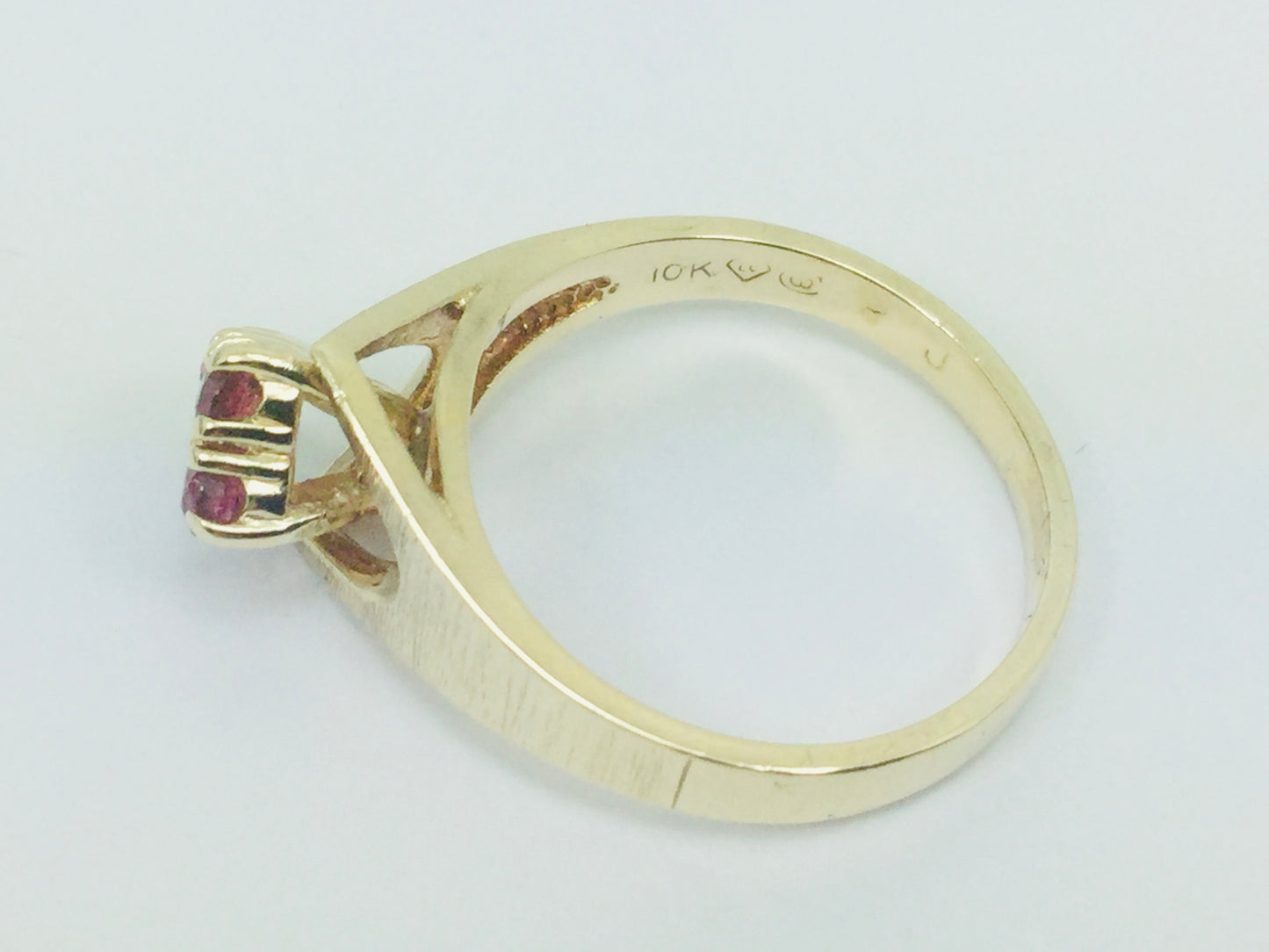 10k Yellow Gold Round Cut 16pt Ruby July Birthstone Cluster Ring