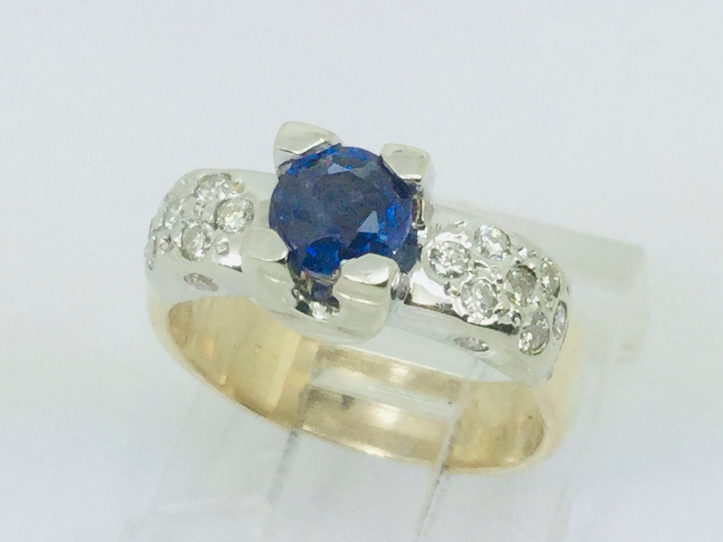 14k White and Yellow Gold Round Cut 40pt Sapphire & 25pt Diamond Ring