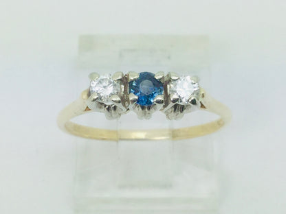 10k Yellow Gold Round Cut 12pt Sapphire September Birthstone & 14pt Diamond Trinity Ring