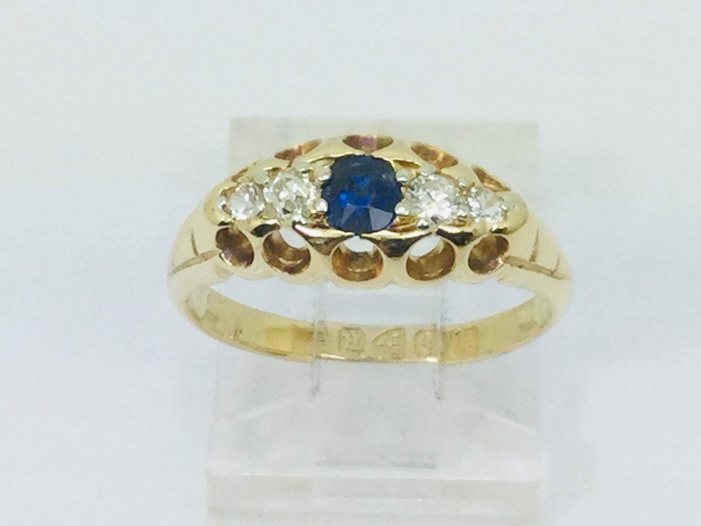 18k Yellow Gold Round Cut 20pt Sapphire September Birthstone & 18pt Diamond Ring