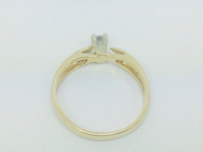 14k Yellow Gold Round Cut 18pt Diamond Solitaire Ring