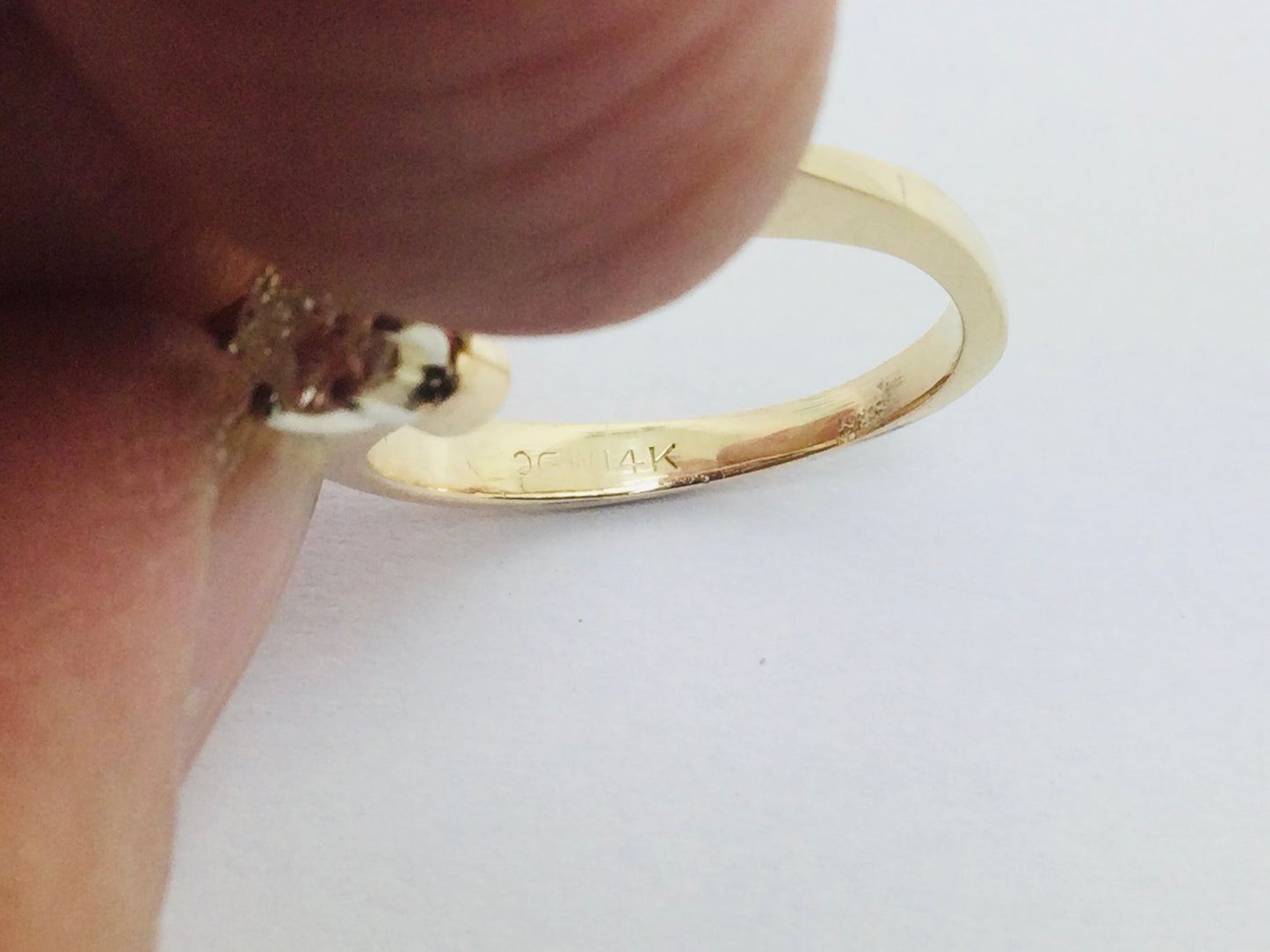 14k Yellow Gold Round Cut 25pt Diamond Solitaire Ring