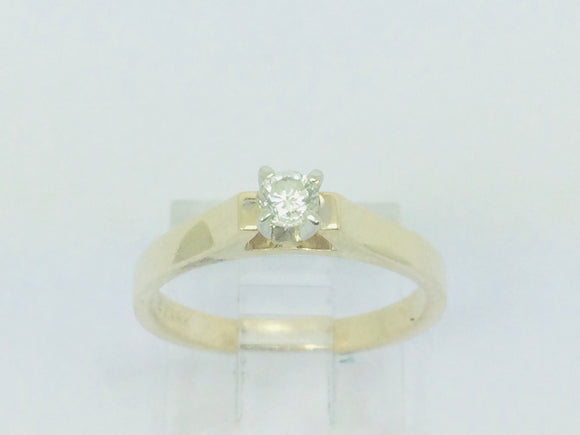 14k Yellow Gold Round Cut 15pt Diamond Solitaire Ring