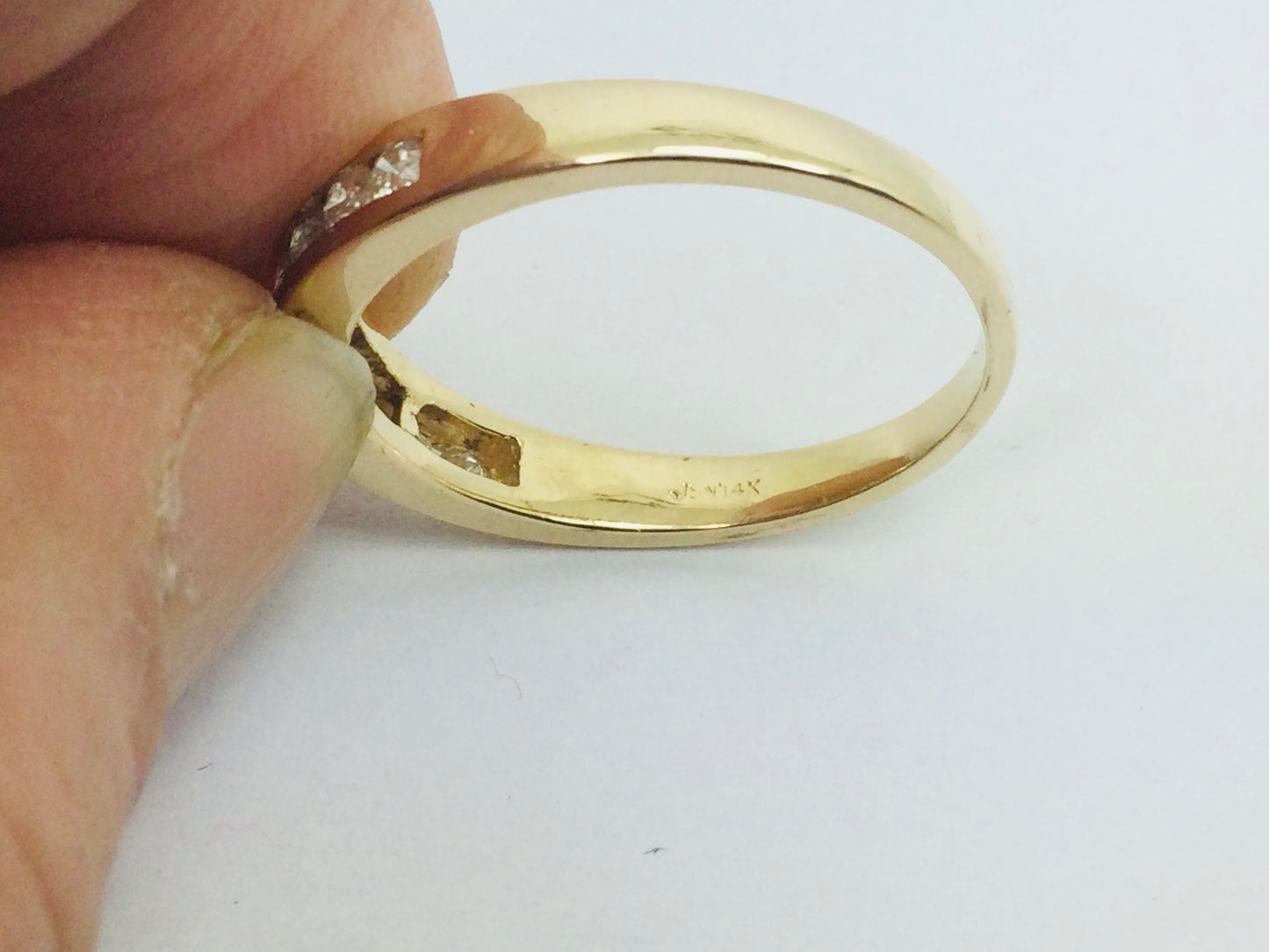 14k Yellow Gold Round Cut 30pt Diamond Channel Set Ring