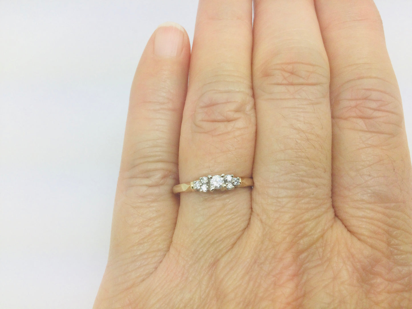 14k Yellow Gold Round Cut 13pt Diamond with Accent Ring
