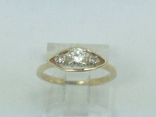 14k Yellow Gold Round Cut 20pt Diamond with Accent Ring