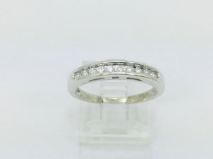 14k White Gold Round Cut 15pt Diamond Channel Set Ring