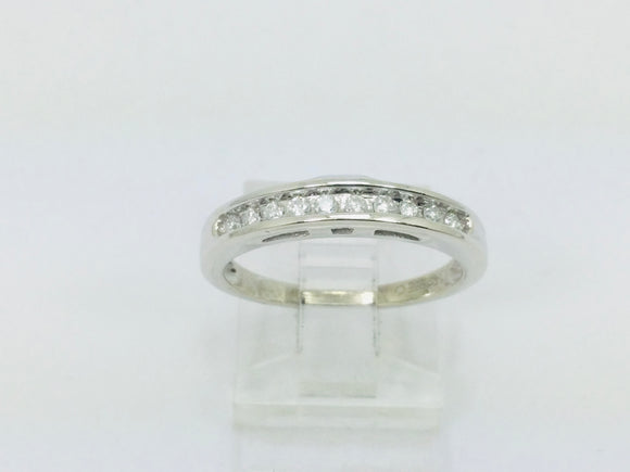 14k White Gold Round Cut 15pt Diamond Channel Set Ring