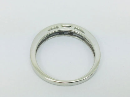 14k White Gold Round Cut 15pt Diamond Channel Set Ring