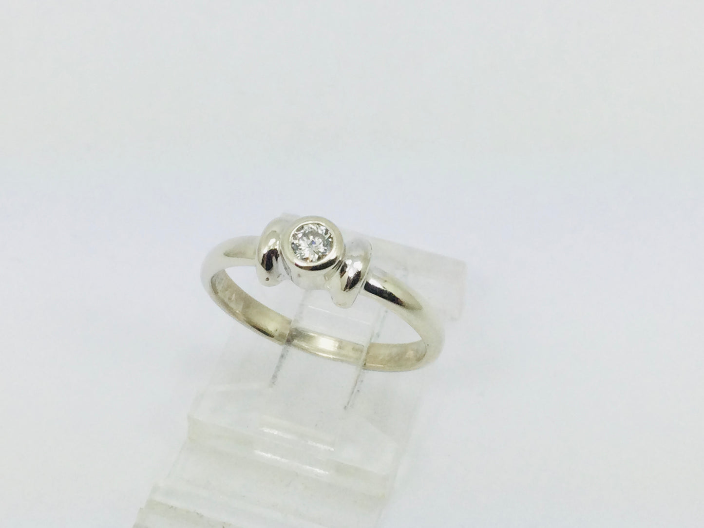 14k White Gold Round Cut 8pt Diamond Solitaire Ring