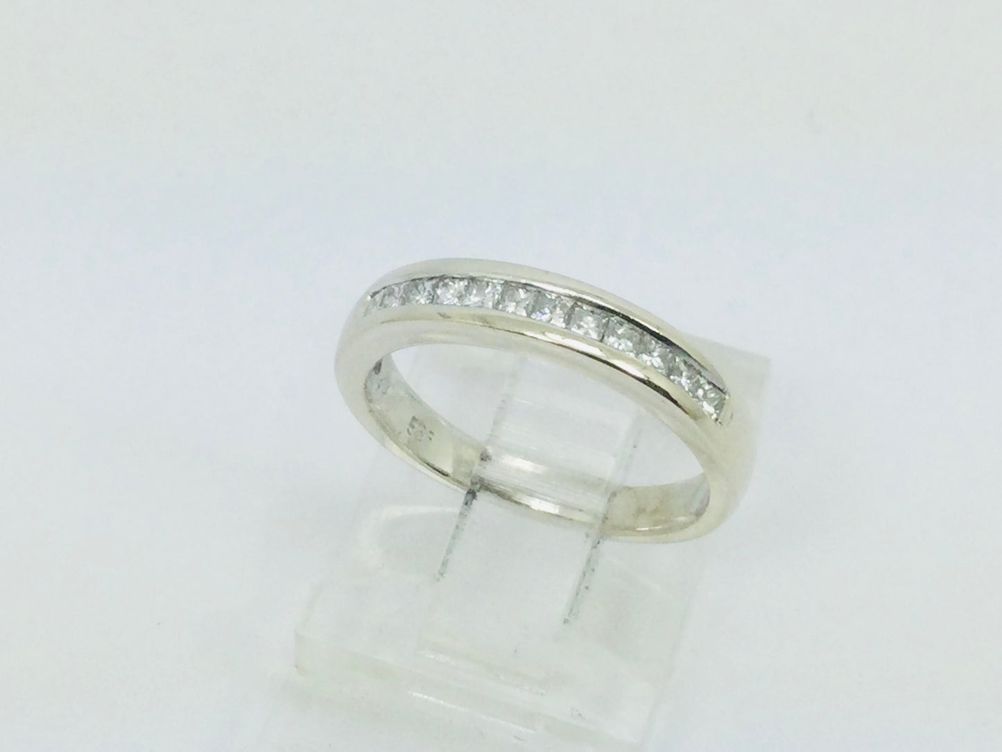 14k White Gold Princess Cut 18pt Diamond Channel Set Ring