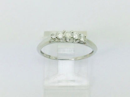 14k White Gold Round Cut 20pt Diamond Row Set Ring