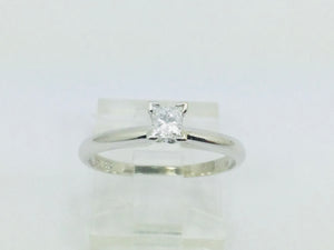 14k White Gold Princess Cut 17pt Solitaire Diamond Ring