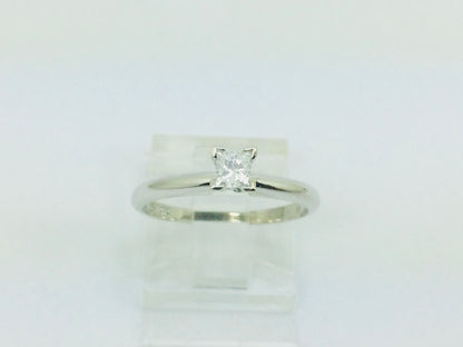 14k White Gold Princess Cut 17pt Solitaire Diamond Ring