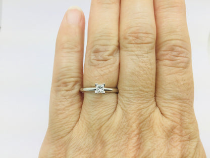 14k White Gold Princess Cut 17pt Solitaire Diamond Ring