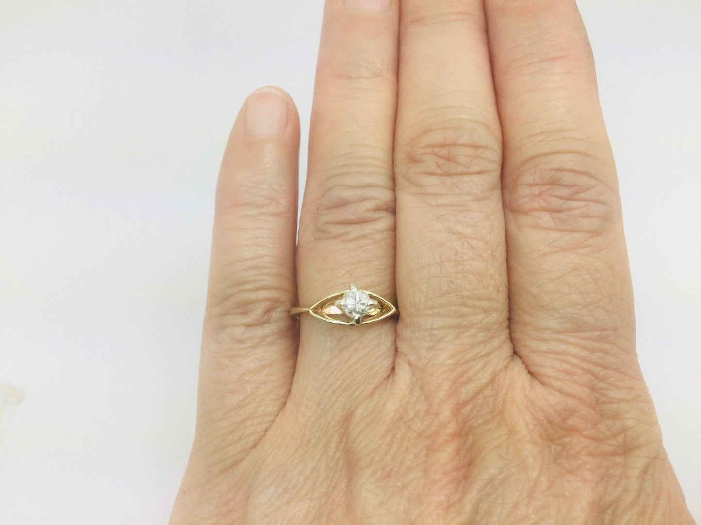 14k Yellow Gold Round Cut 0.29ct Diamond Solitaire Ring