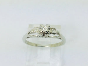 14k White Gold Vintage Round Cut 8pt Diamond with Diamond Accents Ring