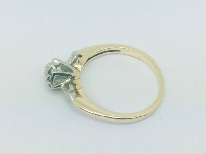 14k Yellow Gold Round Cut 15pt Diamond Solitaire Ring
