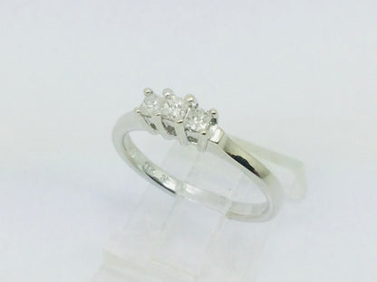 14k White Gold 26pt Princess Cut Diamond Trinity Ring