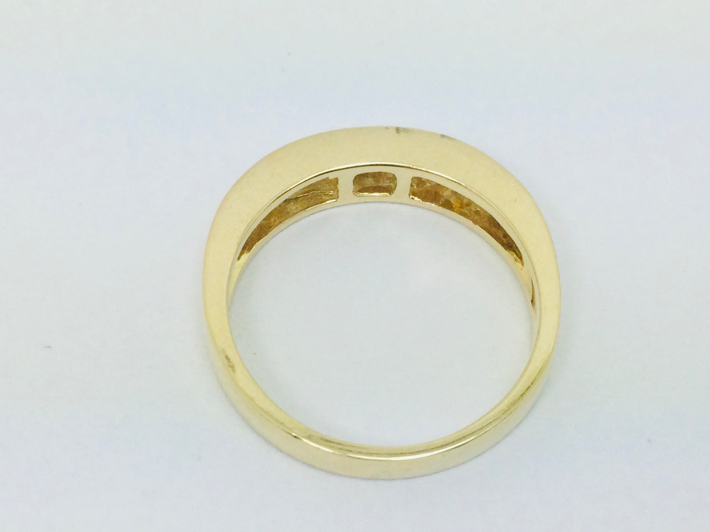 18k Yellow Gold Round Cut 42pt Diamond Channel Set Ring