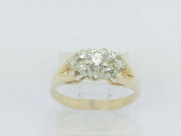 14k Yellow Gold Round Cut 40pt Diamond Ring