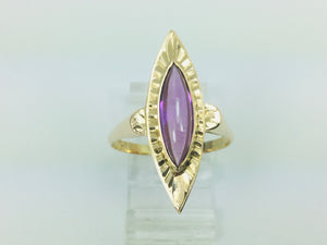 18k Yellow Gold Marquise Cut Cabochon Amethyst February Birthstone Ring