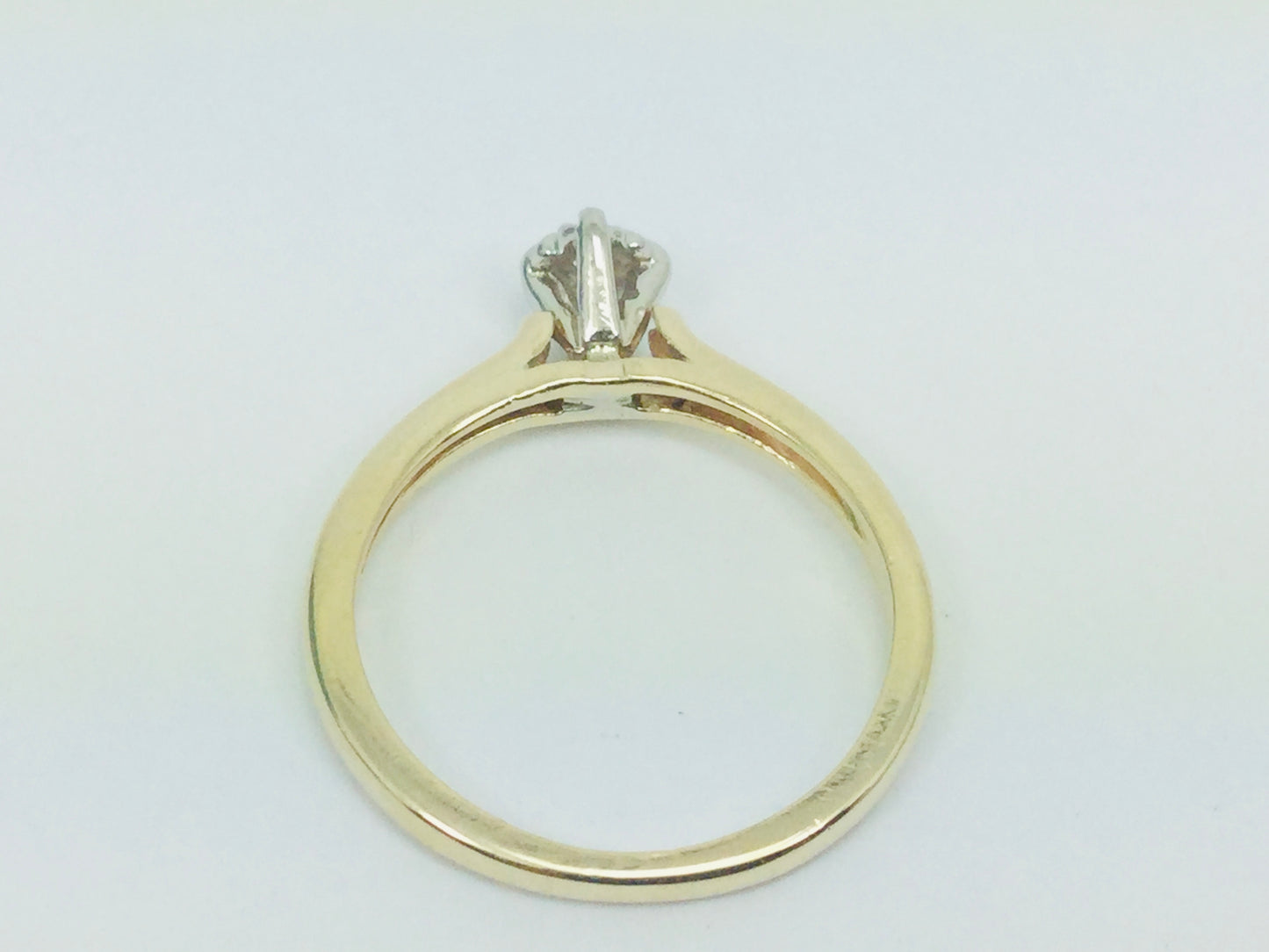 14k Yellow Gold Round Cut 3pt Diamond Ring