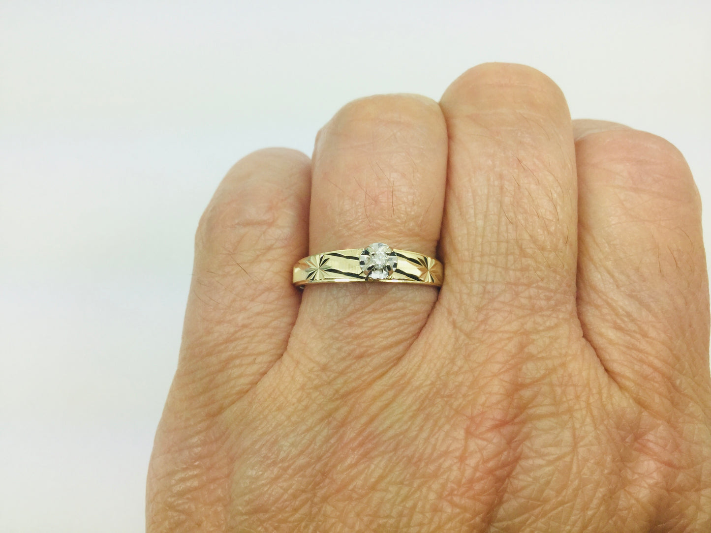 10k Yellow Gold Round Cut 3pt Solitaire Diamond Ring