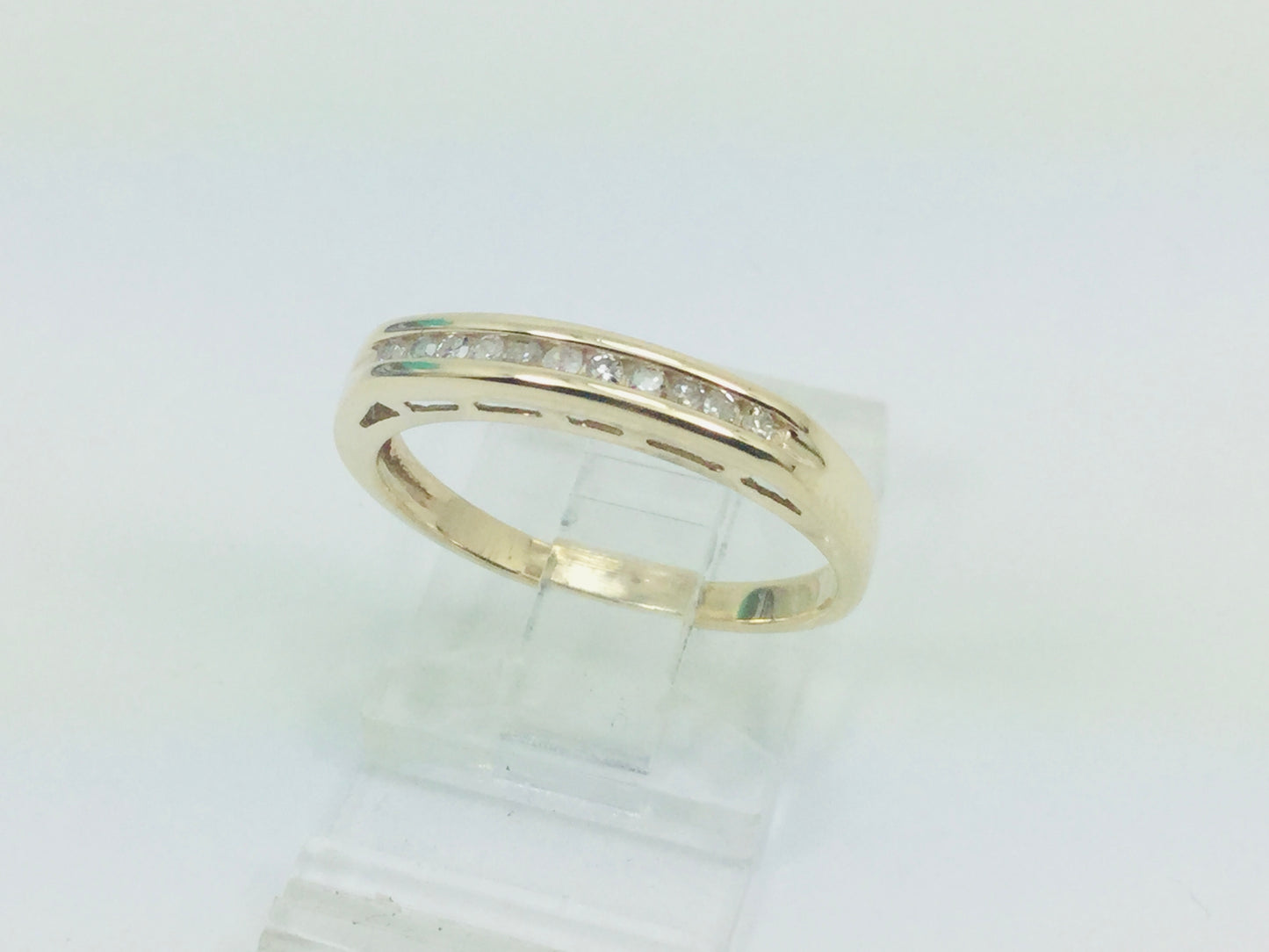 10k Yellow Gold Round Cut 11pt Diamond Channel Set Ring
