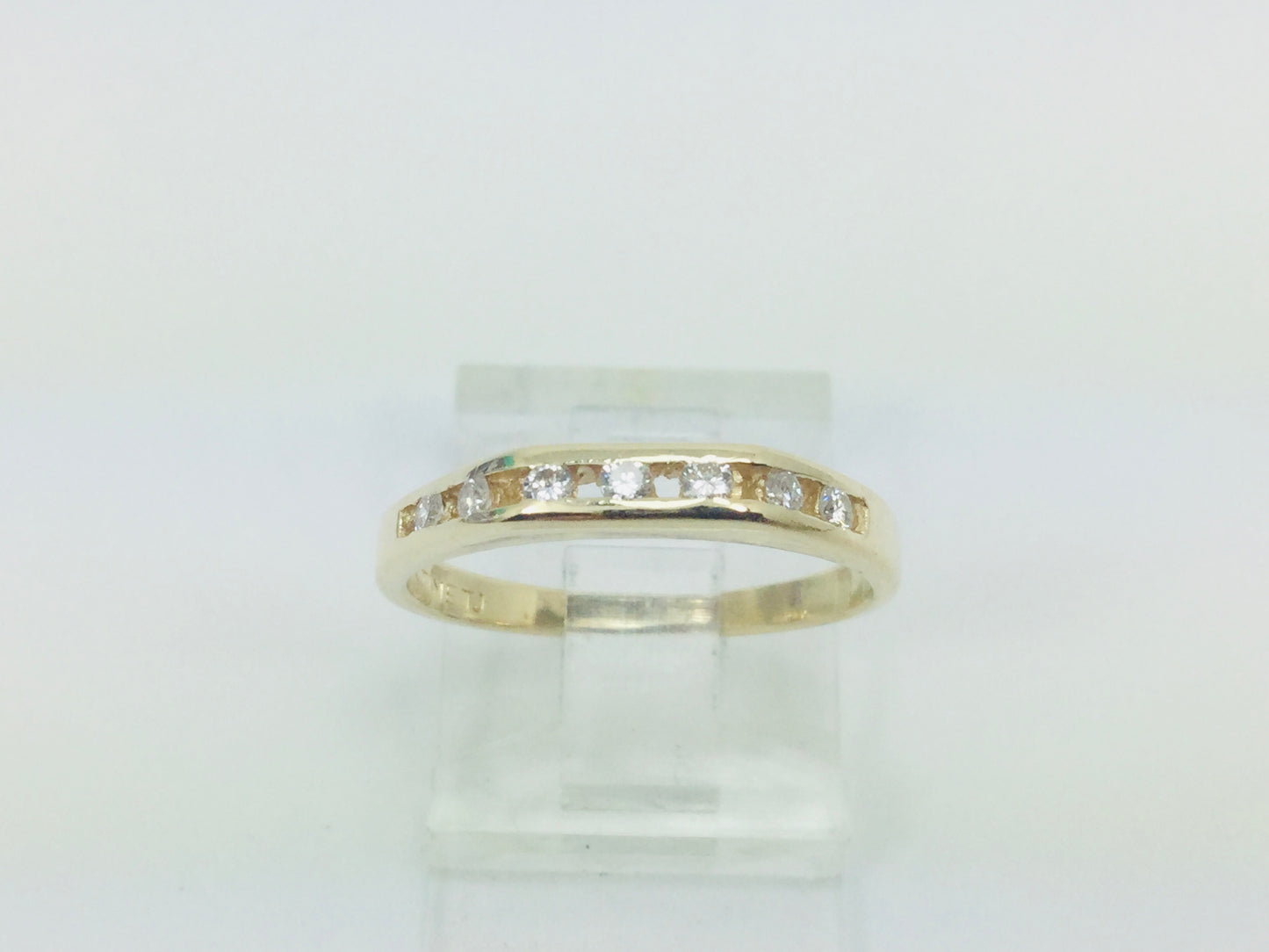 14k Yellow Gold Round Cut 0.14ct Diamond Channel Set Ring
