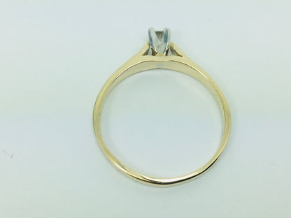 10k Yellow Gold Round Cut 0.06ct Solitaire Diamond Ring