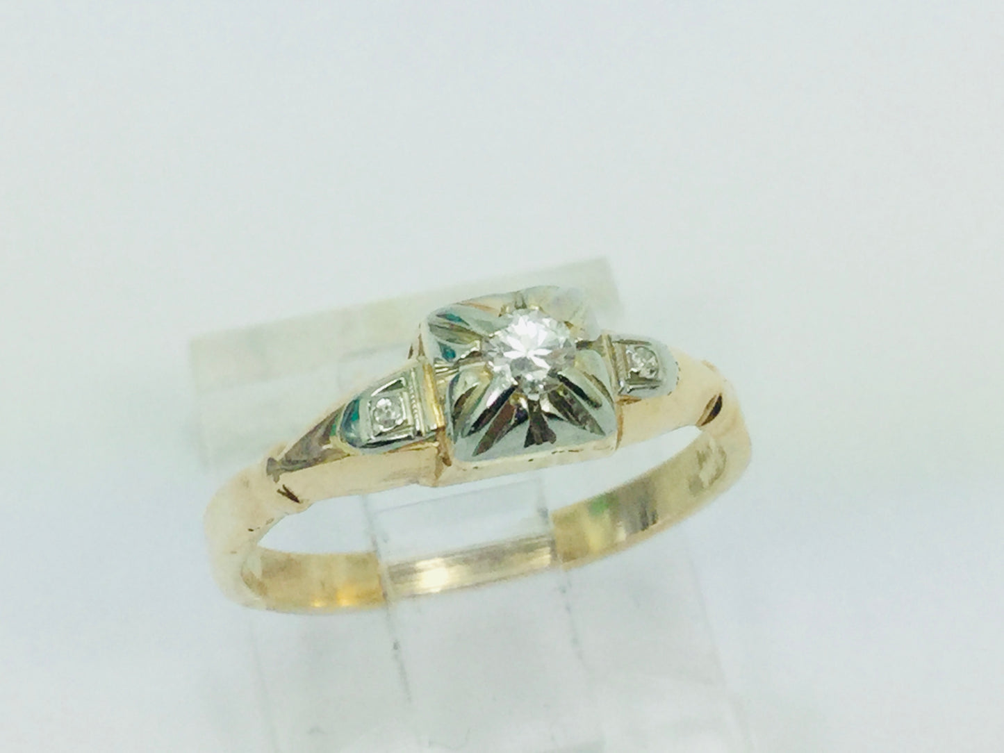 14k Yellow Gold Round Cut 8pt Diamond with Accents Ring