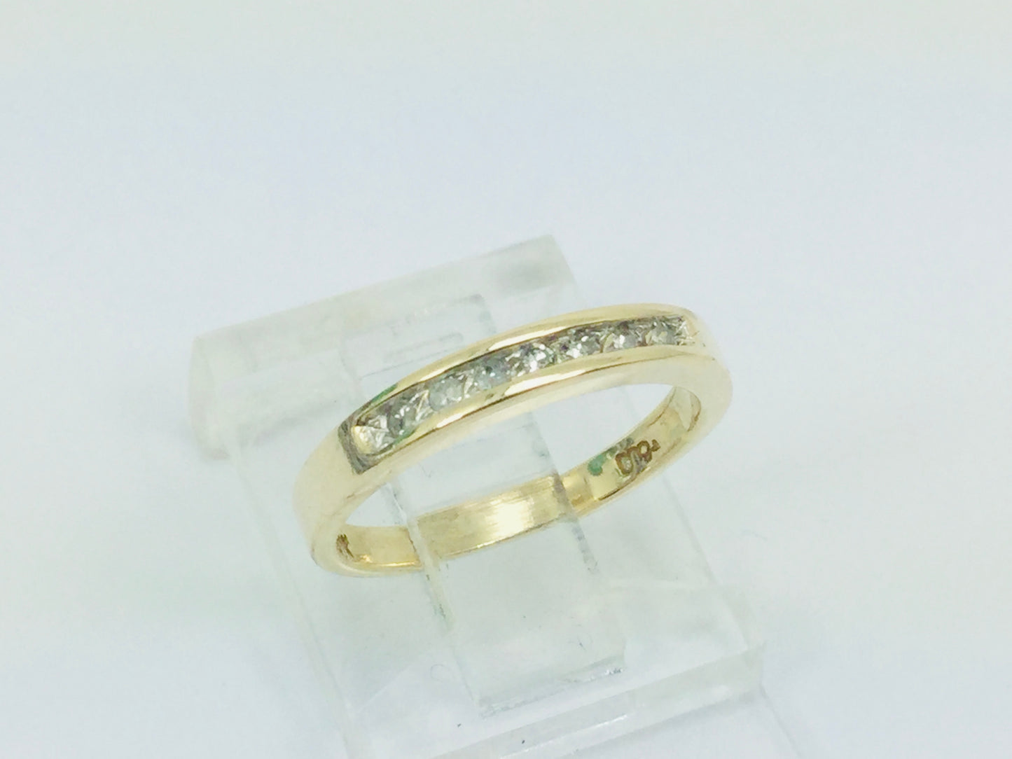 10k Yellow Gold Round Cut 7pt Diamond Channel Set Ring