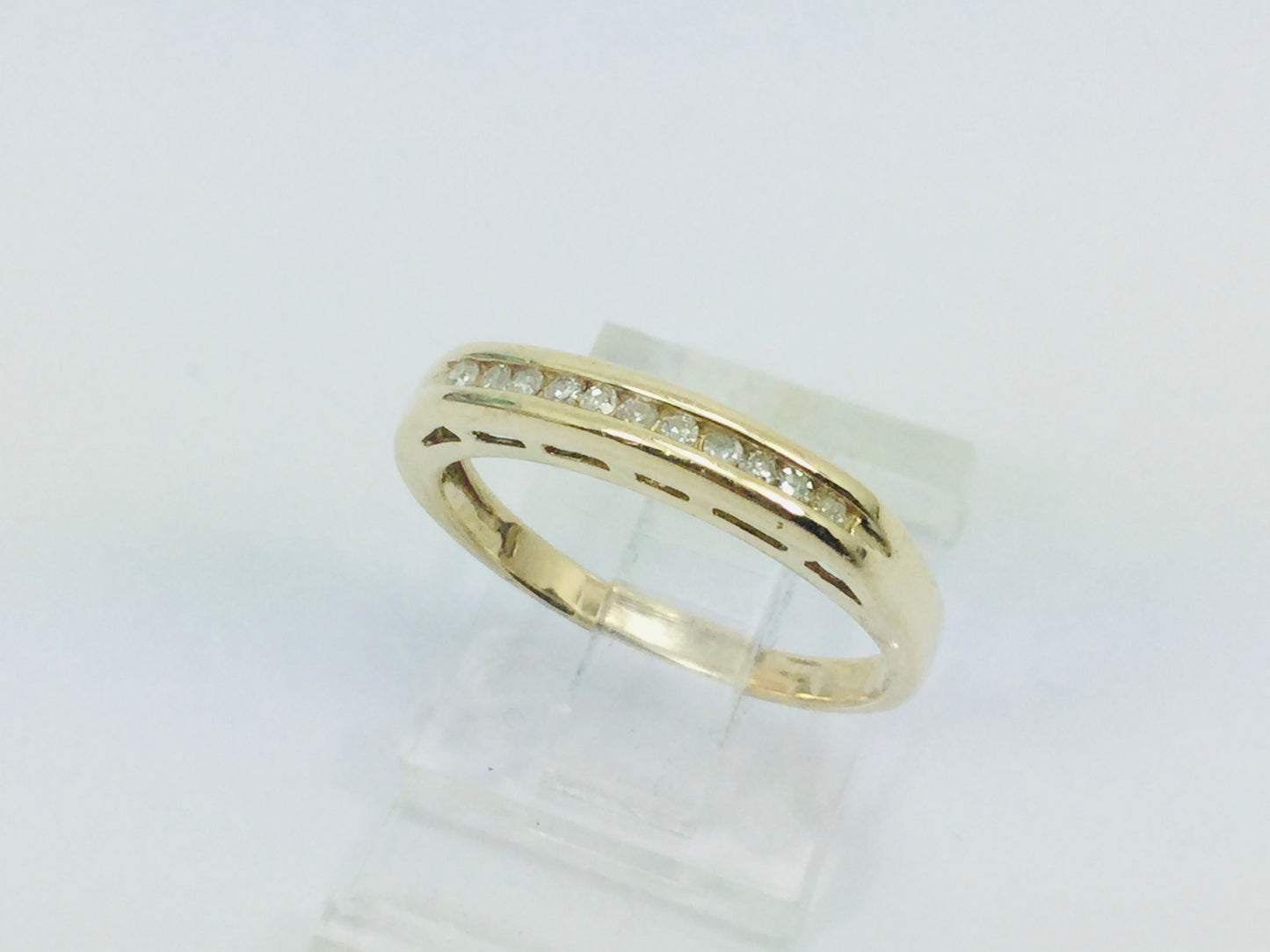 10k Yellow Gold Round Cut 0.11ct Diamond Channel Set Ring