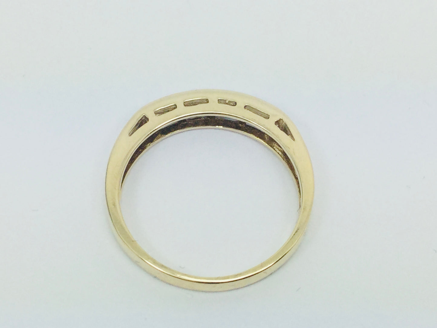 10k Yellow Gold Round Cut 0.11ct Diamond Channel Set Ring