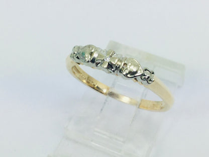 14k Yellow Gold Round Cut Diamond Heart Ring
