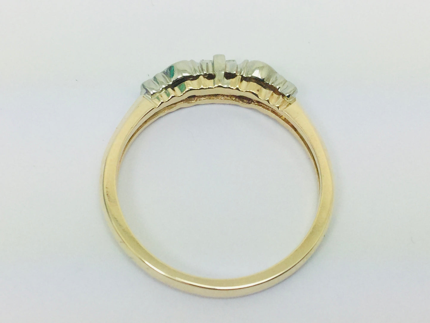 14k Yellow Gold Round Cut Diamond Heart Ring
