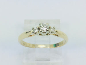 14k Yellow Gold Round Cut 20pt Trinity Three Stone Diamond Ring