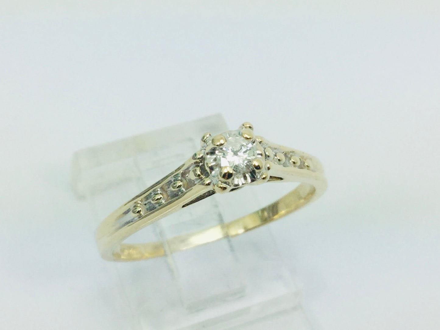 10k Yellow Gold Round Cut 10pt Diamond Solitaire Ring